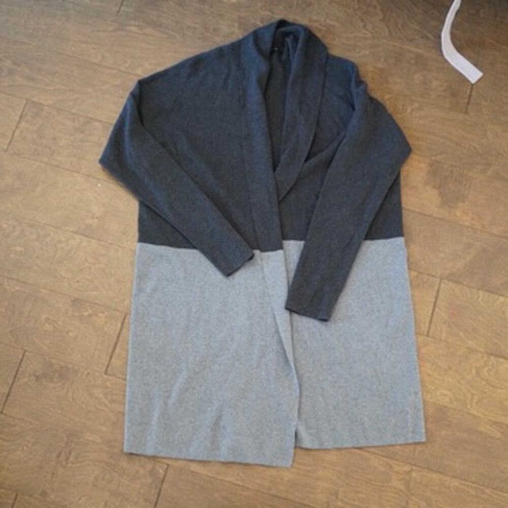 Saks Fifth Avenue Long Sleeve Colorblock Cardigan Black/Gray Womens Size Large